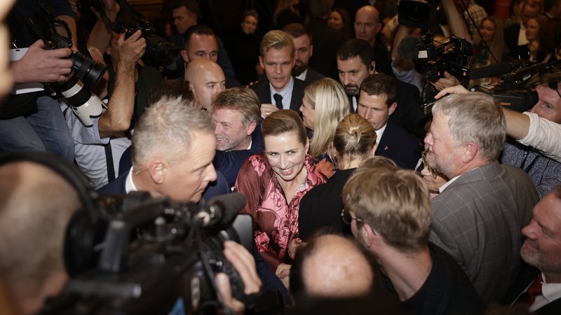 epa10280635 Denmark's Prime Minister and head of the the Social Democratic Party Mette Frederiksen (C) arrives to the election night at the Social Democratic Party in Christiansborg, Copenhagen, Denmark, 01 November 2022.  EPA-EFE/Nikolai Linares  DENMARK OUT
