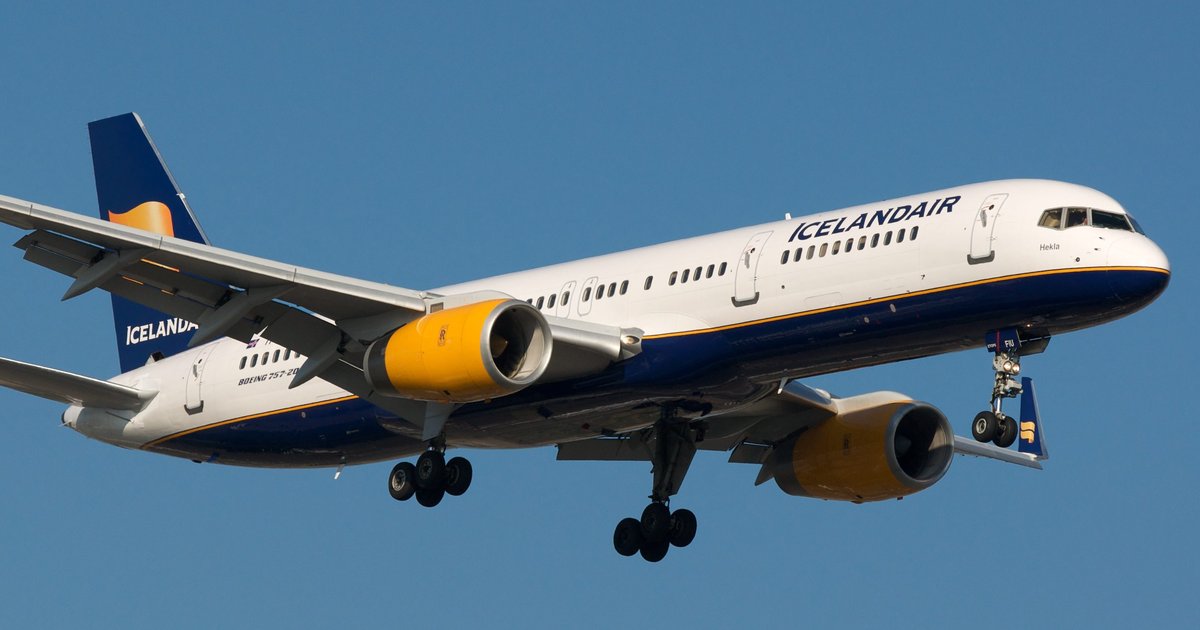 Icelandair must replace a "very expensive bag" that was supposed to